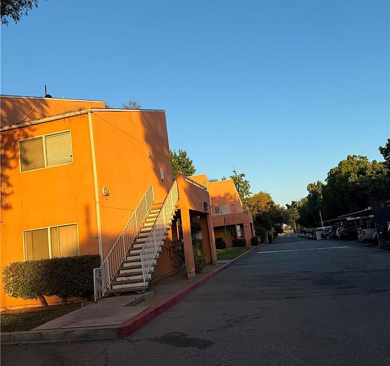 2nd image of 12601 Van Nuys Blvd Unit 231