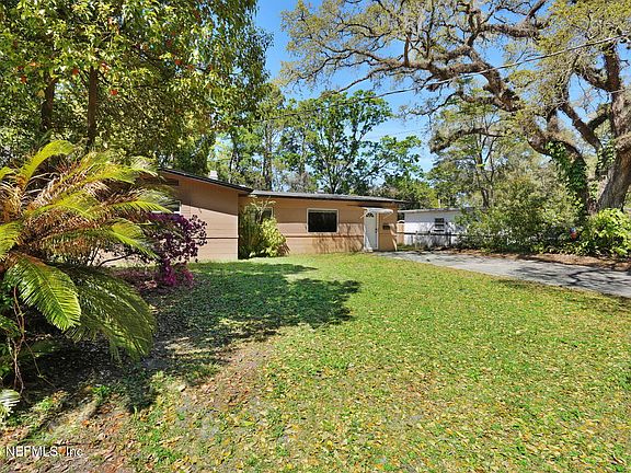 2nd image of 4015 SHASTA Drive