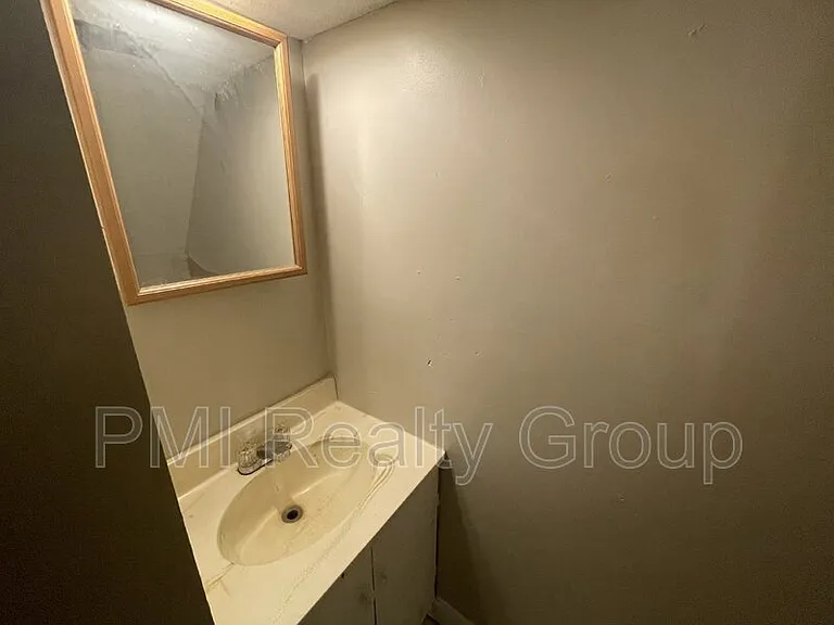 25561 Tungsten Rd — Photo 19