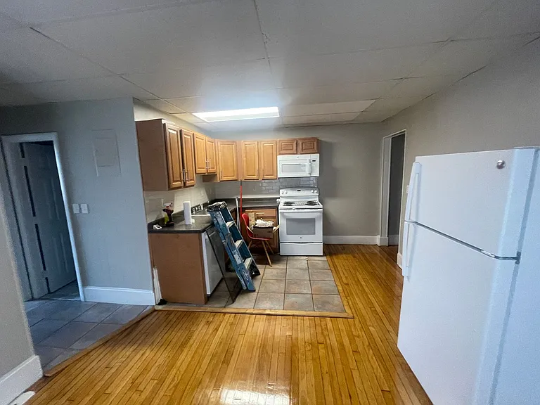 437 Cambridge St #7A — Photo 5