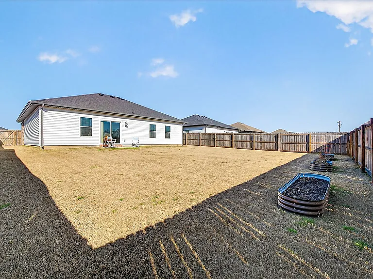 1220 Moonrise St — Photo 22