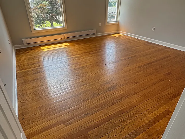 16 Center St #6 — Photo 4