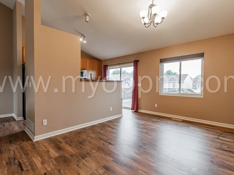 14452 Knudsen St — Photo 7