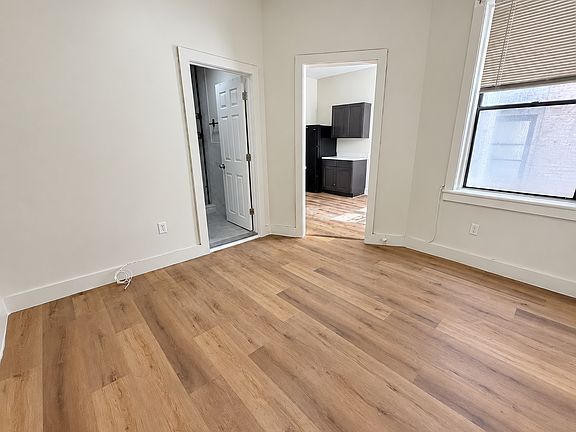 4th image of 213 60th St #1