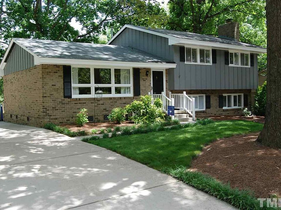 This Home has Lots of Curb Appeal!!