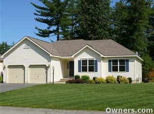 49 Native Dancer Ln, Saratoga Springs, NY 12866