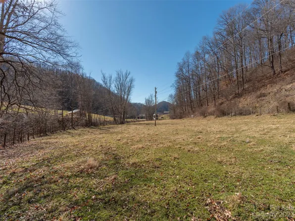1419 Ponder Creek Rd, Mars Hill, NC 28754