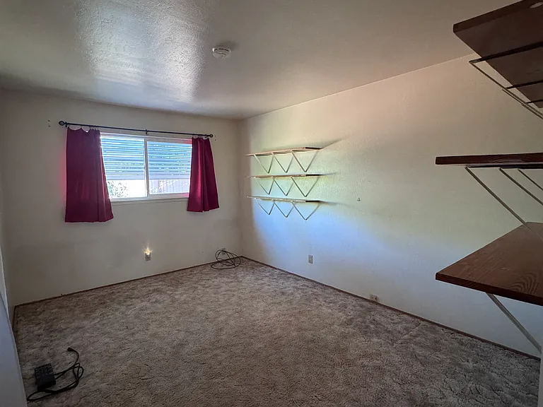 1808 Ronie Way — Photo 7