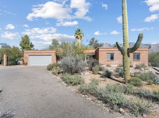 5801 N Piedra Seca, Tucson, AZ 85718