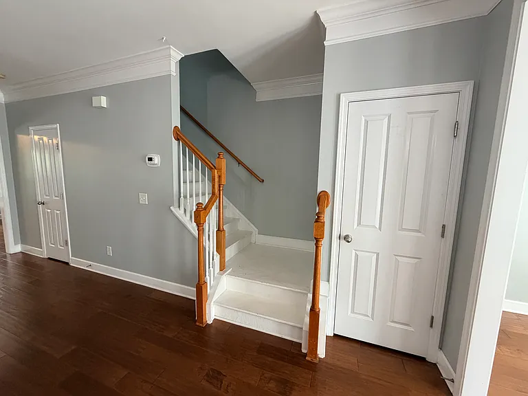 7031 Sunnywood Dr — Photo 7