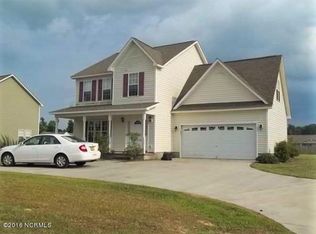 252 Petersburg Rd, Richlands, NC 28574