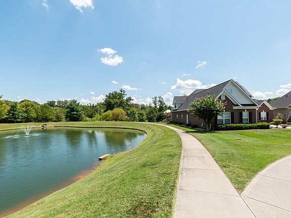 3rd image of 12841 Edgebrook Way