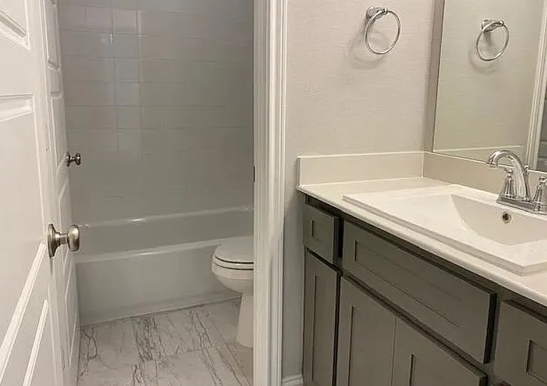 6330 Oakbend Cir — Photo 2