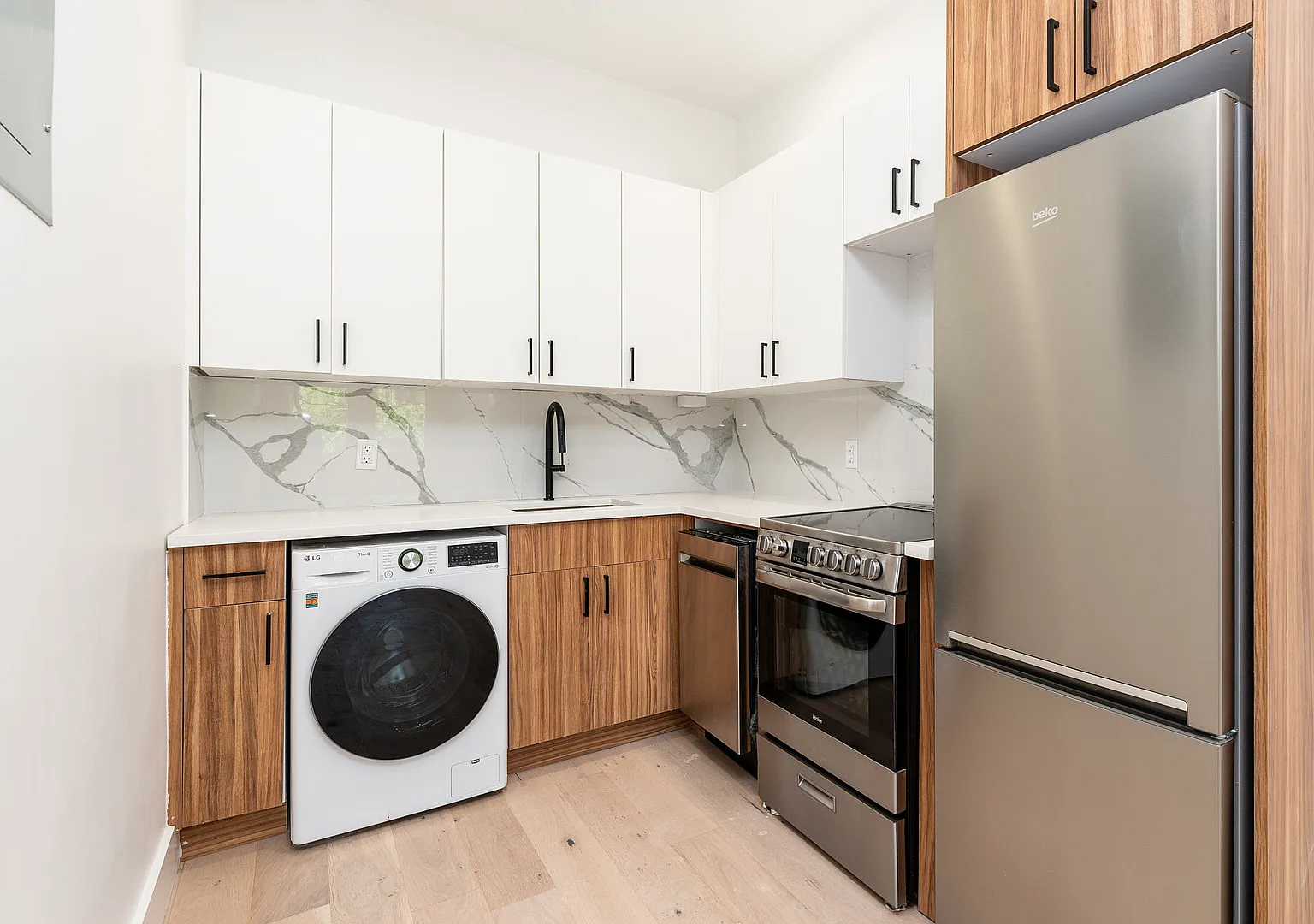 485 Tompkins Avenue — Photo 3