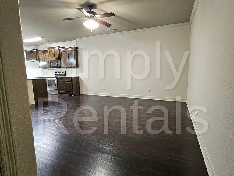 509 Baylor Dr — Photo 5