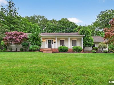 328 Blue Hill Ter, Wyckoff, NJ, 07481