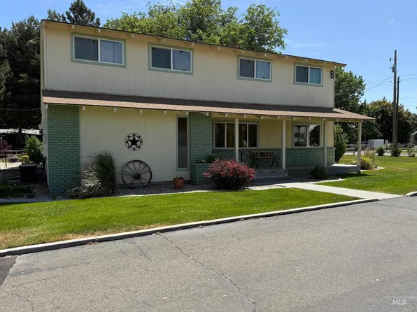 105 NE 16th St, Fruitland, ID 83619