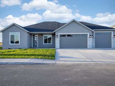 8818 Silver Mound Dr, Pasco, WA, 99301