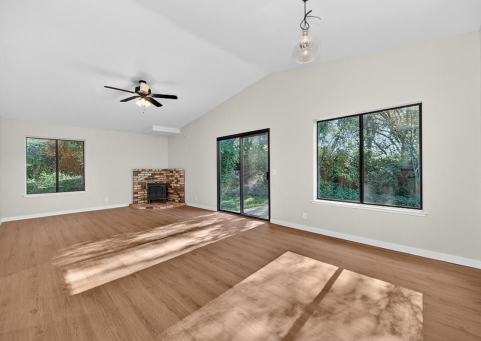 1st image of 2743 Yuma Ct