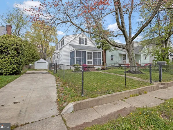 1013 17th St S, Arlington, VA 22202