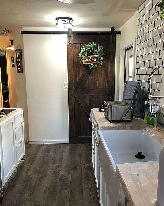 2nd image of 6869 Floyd Way