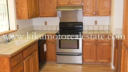 2nd image of 8712 Barracuda Way