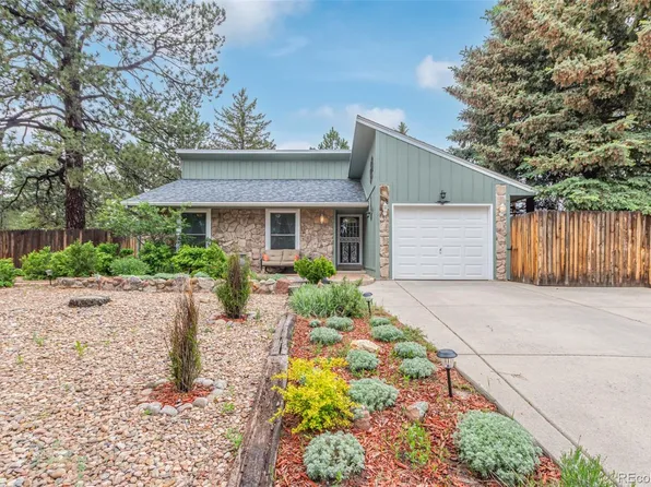 881 S Pearl Street, Elizabeth, CO 80107