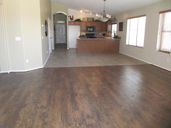 2nd image of 761 E Daniella Dr