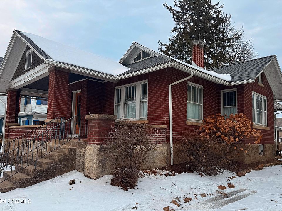 1034 W Market St, Lewisburg, PA 17837 Zillow