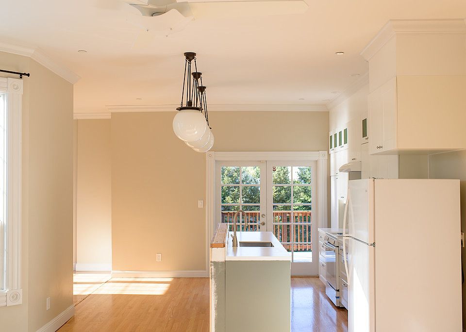 1st image of 3835-3837 Buell St