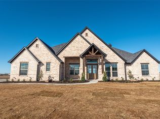 124 Santa Lena Ct, Decatur, TX 76234