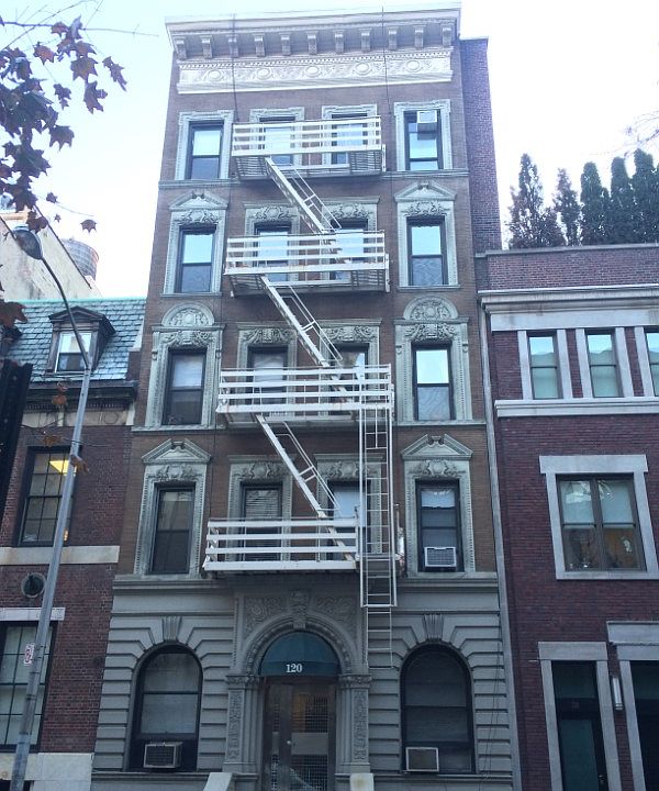 2nd image of 120 E 83rd St APT 2C