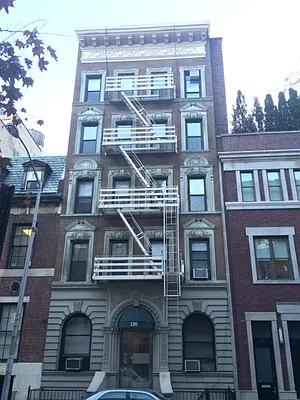 Sold by Sotheby's International Realty | media 1
