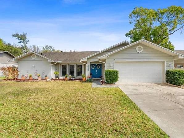 2715 Berryknoll Pl, Valrico, FL 33596