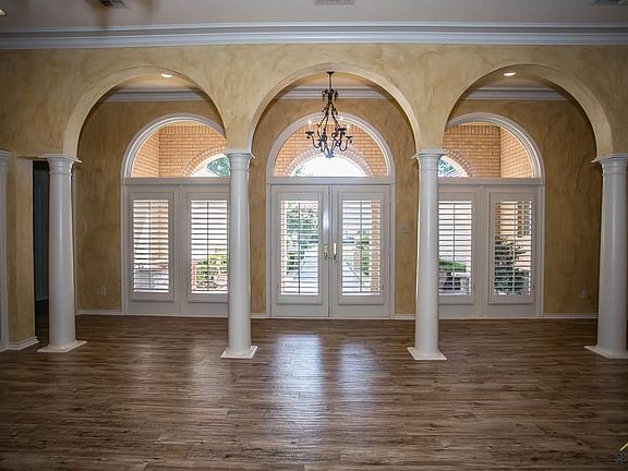 4th image of 6905 Gleneagles Dr