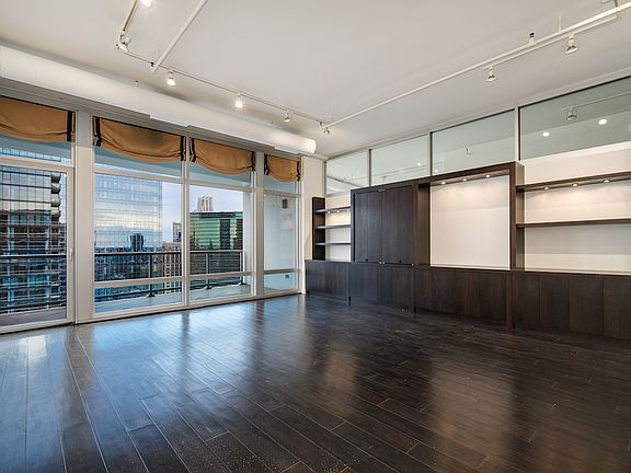 4th image of 333 N Canal St APT 3404