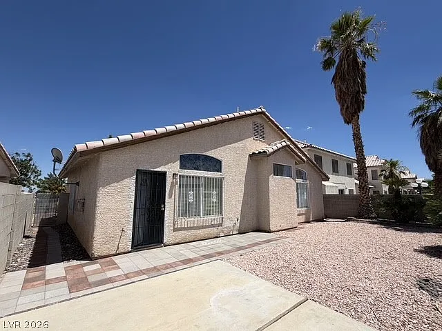 3341 Edenville Dr — Photo 13