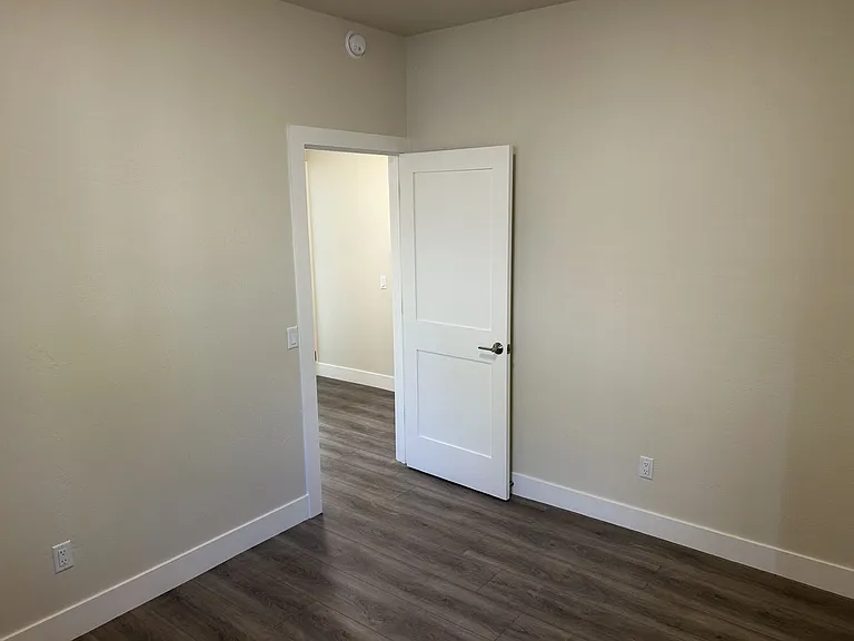85 Jackson Dr — Photo 31