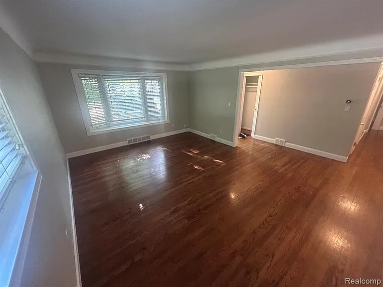 760 S Evergreen St — Photo 11