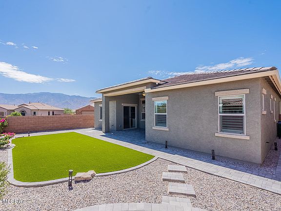 2nd image of 435 E Day Flower Dr