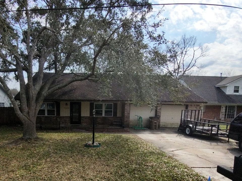 1st image of 5208 E Bayou Dr