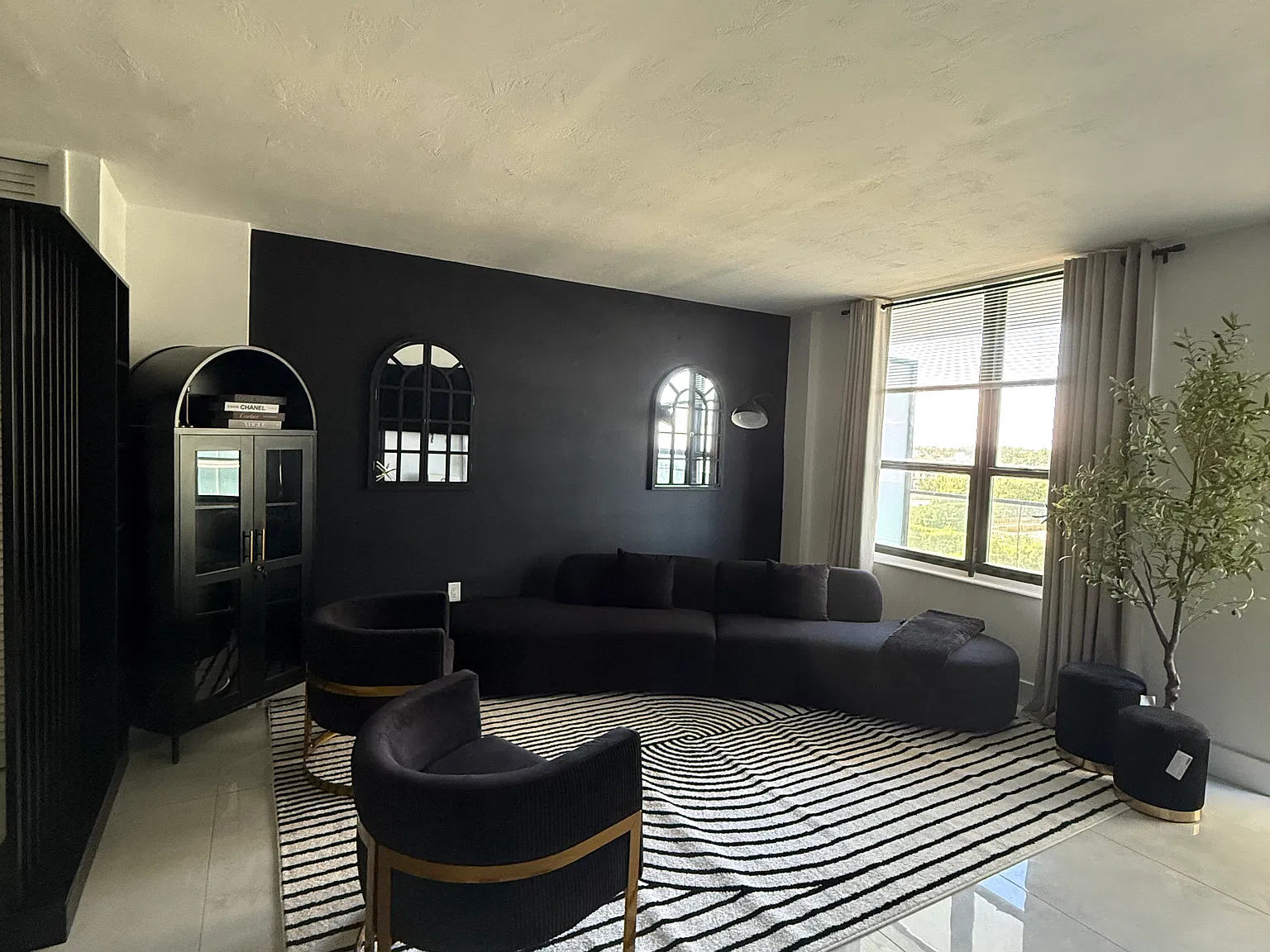 Collins Ave, Bal Harbour — Photo 4