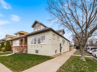 5700 W Melrose St, Chicago, IL 60634