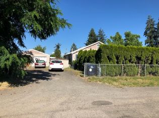 1281 31st St, Springfield, OR 97478