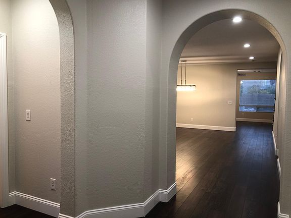 Hallway to the living room.