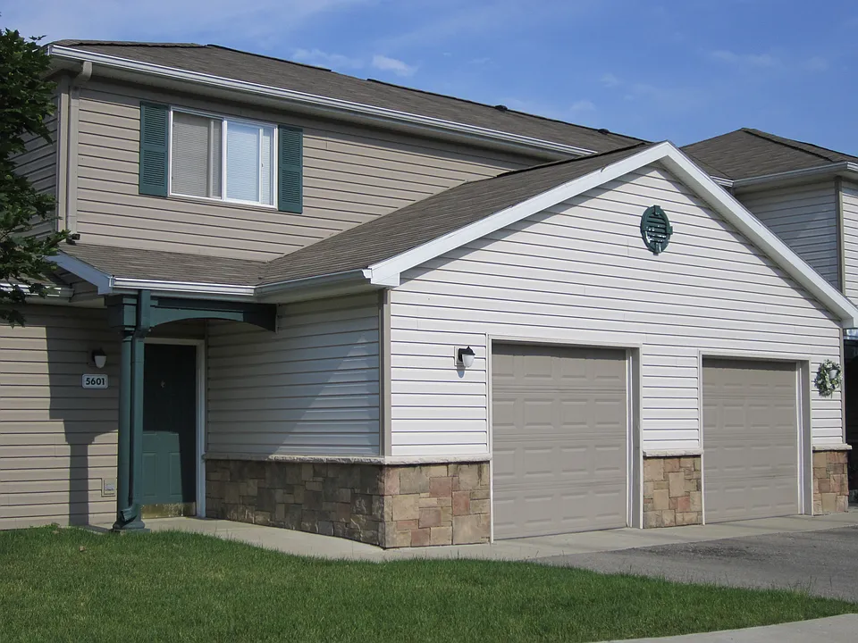 Rosewood Manor Townhomes