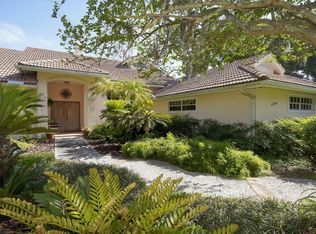 3299 Glenna Ln, Sarasota, FL 34239