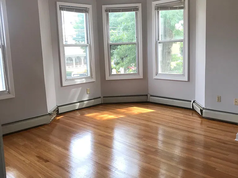798 Orange St — Photo 20