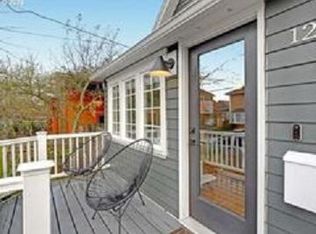 123 NE Skidmore St, Portland, OR 97211