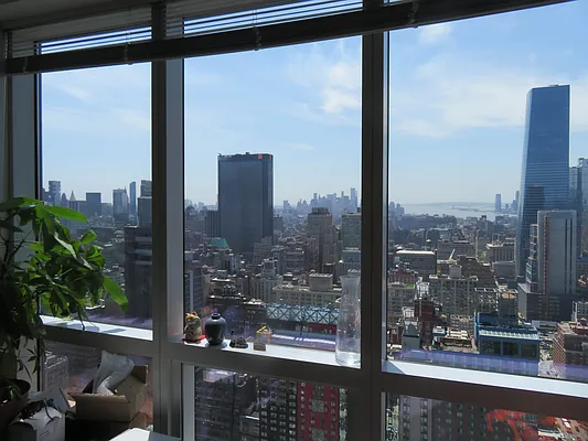 Rented by Levan Real Estate | media 12